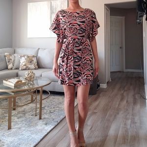 Beautiful Vertigo Dress!